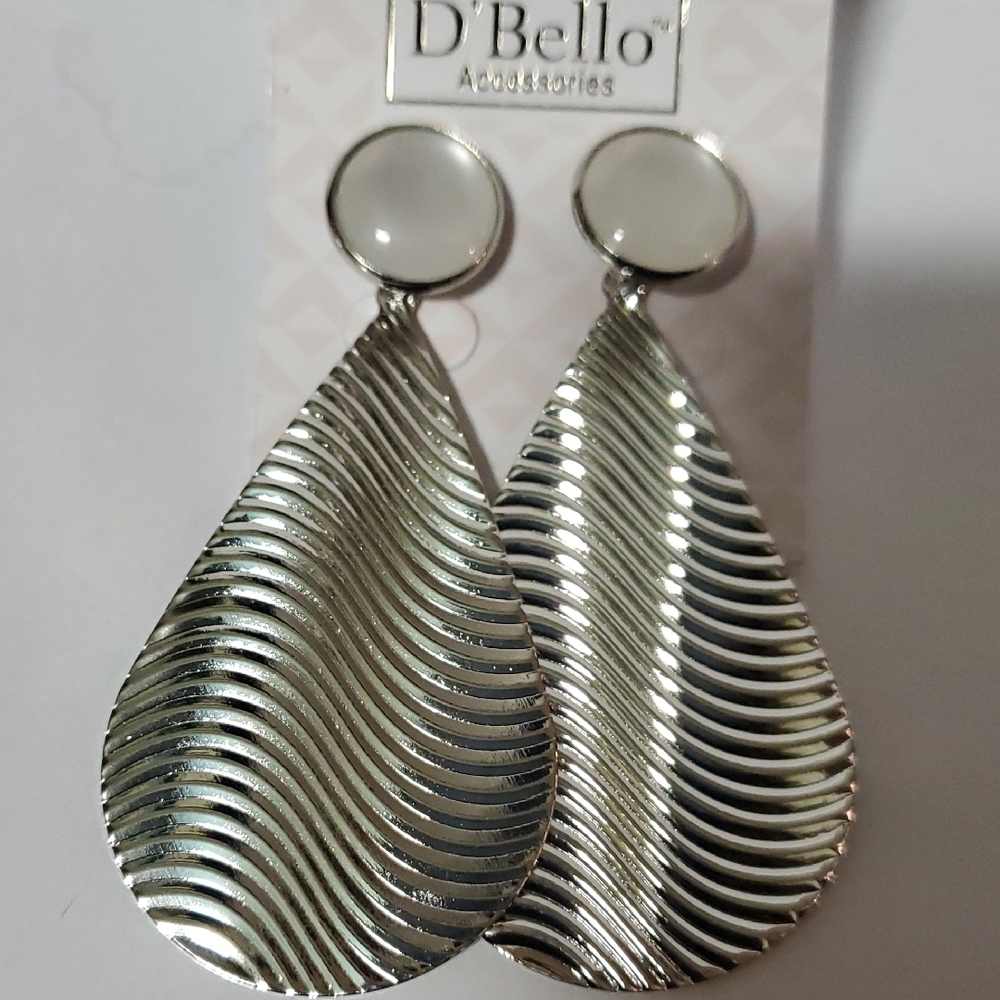 Silver Wave Pattern Earrings - Picture 2 of 2